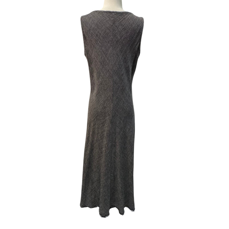 Eileen Fisher Sleeveless Maxi Dress<br />
Linen Blend with Raw Hem<br />
Does Have Stretch<br />
Color: Graphite<br />
Size: Medium
