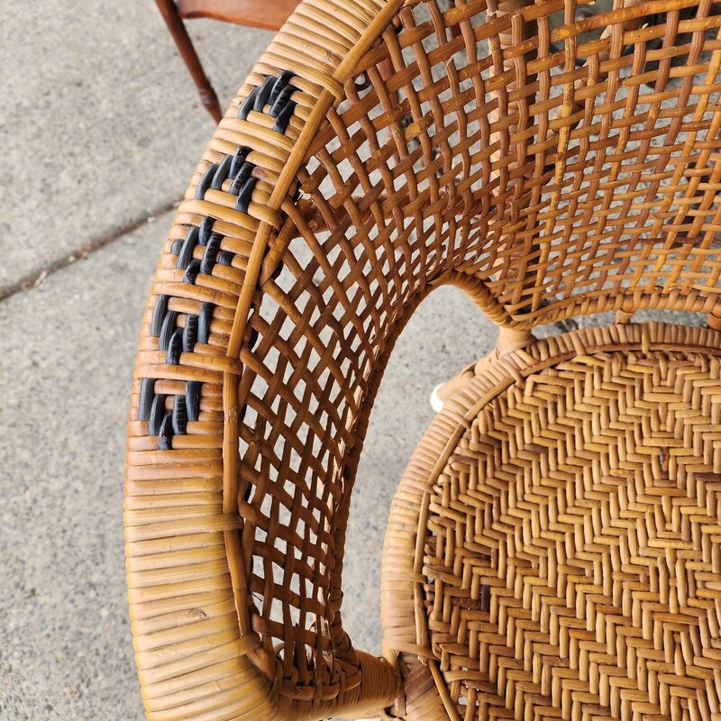 Vtg Wicker Chair, Woven, Size: Full