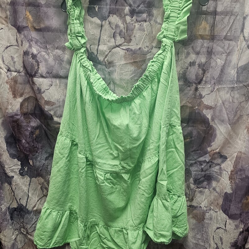 Summer ready blouse in green with off the shoulder fit