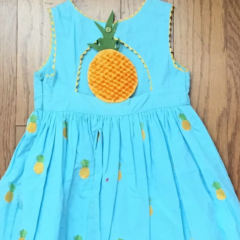 Cotton Kids Dress, Blue, Size: 3<br />
<br />
FOR SHIPPING: PLEASE ALLOW AT LEAST ONE WEEK FOR SHIPMENT<br />
<br />
FOR PICK UP: PLEASE ALLOW 2 DAYS TO FIND AND GATHER YOUR ITEMS<br />
<br />
ALL ONLINE SALES ARE FINAL.<br />
NO RETURNS<br />
REFUNDS<br />
OR EXCHANGES<br />
<br />
THANK YOU FOR SHOPPING SMALL!
