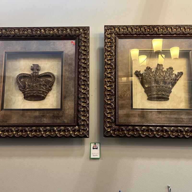 Set Of 2 3D Crown Art