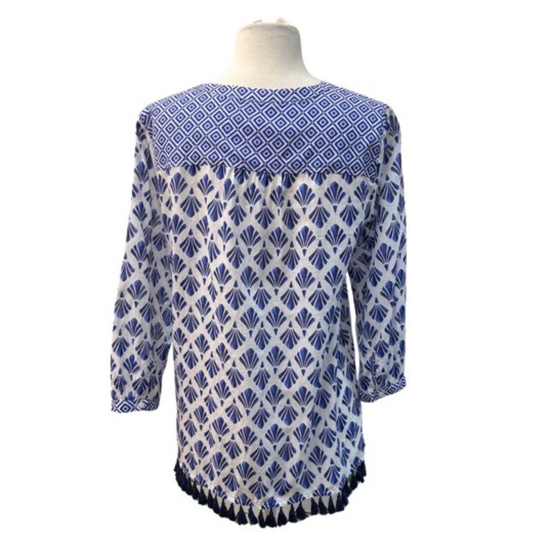 Talbots ¾ Sleeve Top<br />
100% Cotton<br />
Tassel Detail<br />
Blue, Navy, and White<br />
Size: Small