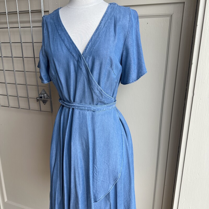 New With Original Tags:  Loft Wrap Dress, Blue, Size: 8<br />
All sales are final.<br />
Pick up from store within 7 days of purchase of have it shipped.
