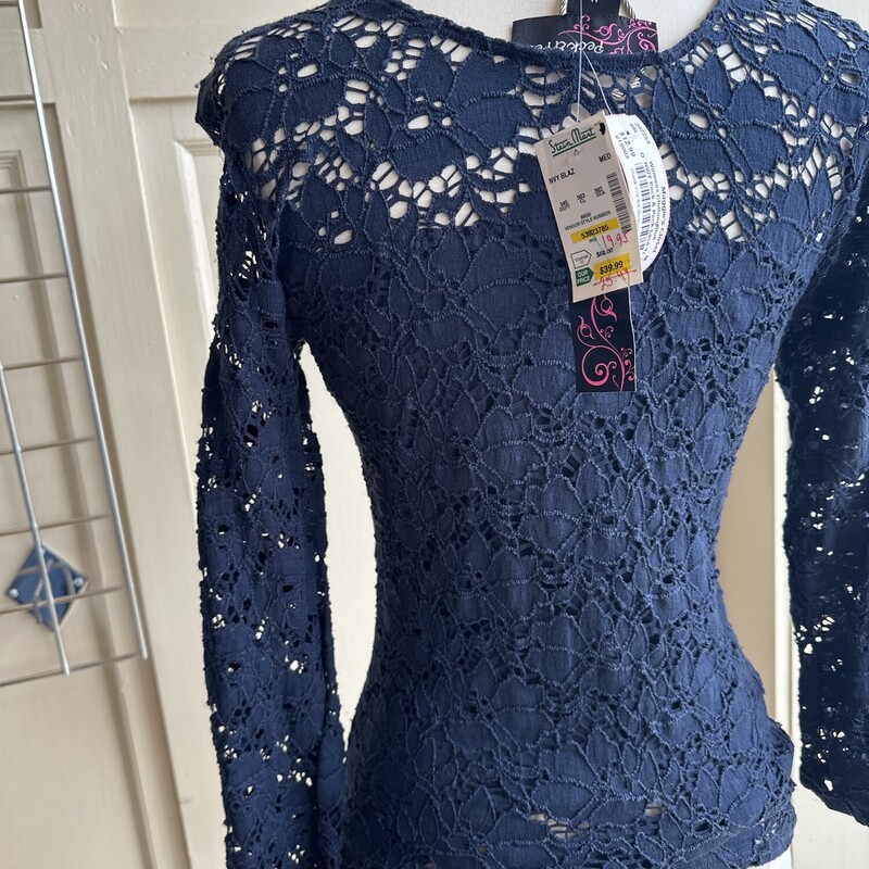 New With Original Tags:  Peck & Peck Lace Top, Blue, Size: M
All sales are final.
Pick up from store within 7 days of purchase or have it shipped.