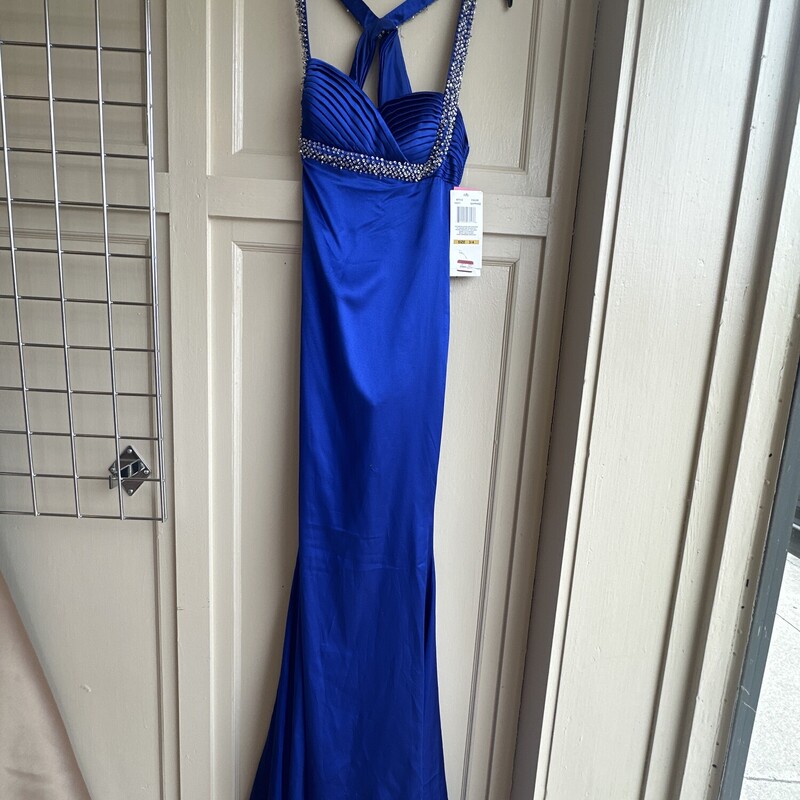 Morgan&Co NEW Prom Dress, Royal, Size: 3/4<br />
<br />
All Sales Are Final<br />
No Returns<br />
Pick Up In  Store Within 7 Days Of Purchase<br />
or<br />
Have It Shipped<br />
<br />
Thanks For Looking:-)