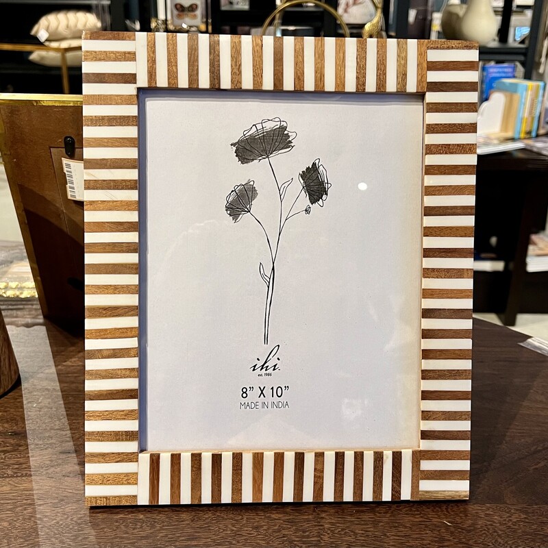 IHI Striped Picture Frame