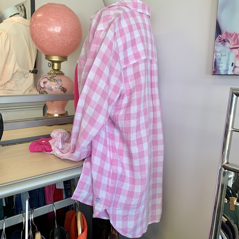 Joules Linen Blouse,
Colour: Pink and White,
Size: 14,
Material: 100% linen

shown in picture over a hot pink J Crew ruched blouson in size XLarge