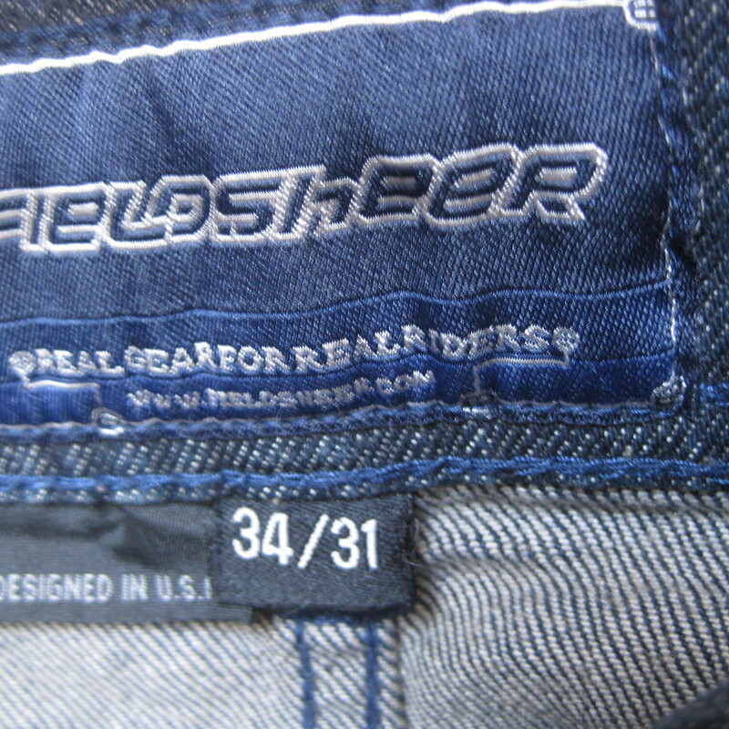 These look like regular jeans but they are made for riders and lined with fabric to keep you warmer and somewhat protected.
Medium Wash relaxed fit jeans for men
size 34/31
Here are the flat measurements of the garment:
waist: 19
hip: 23
rise: 10.5
inseam: 30.25
side seam: 41.5

excellent pre-owned condition, no flaws.
thanks for looking1
#69653