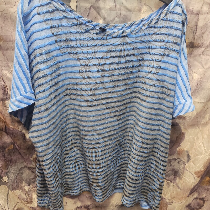 Cute short sleeve knit top in blue and black stripe with graphic