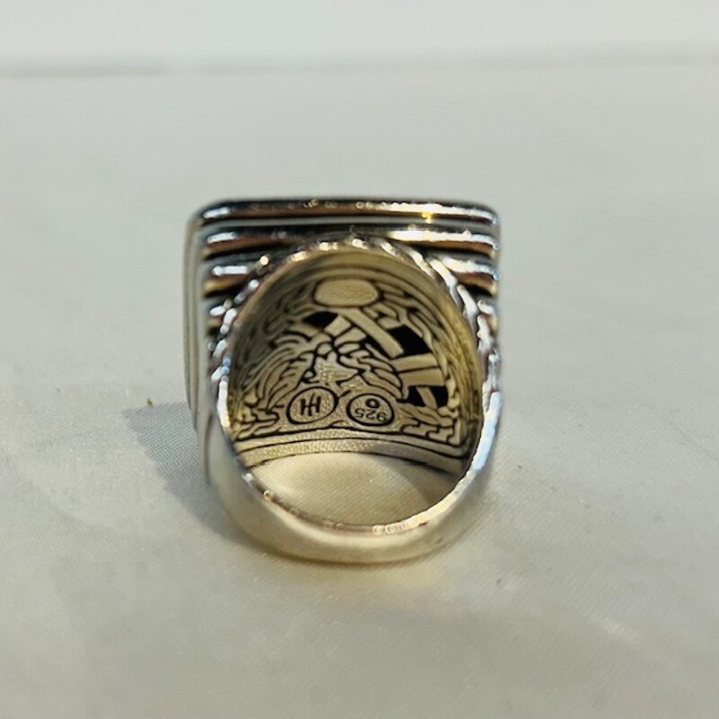 925 John Hardy Crosshatch Ring
Silver Size: 7.5
Weight: 22.5 grams