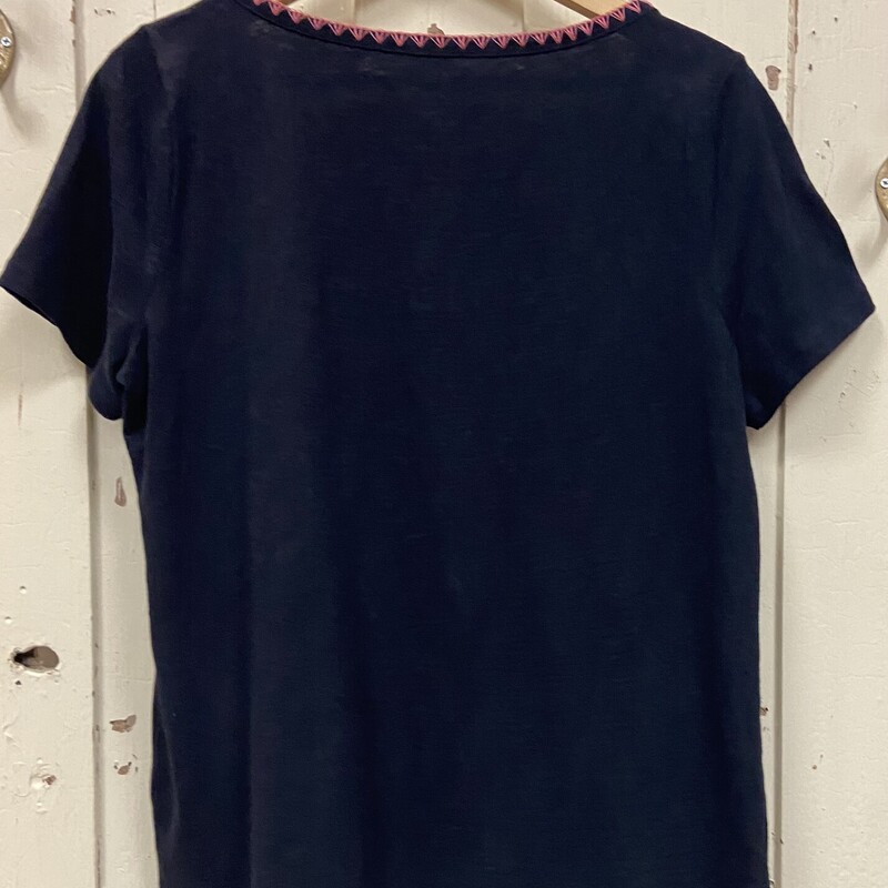 Nvy/coral Emb Tee
Nvy/cora
Size: Large
