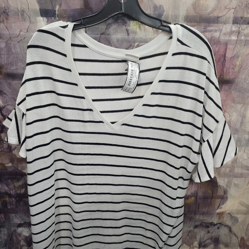 Short sleeve black and white stripe knit top.