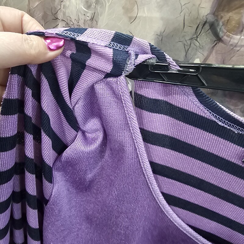 Super cute for spring.Purple and navy stripe twin set with solid purple panel and a chain faux belt that can be removed