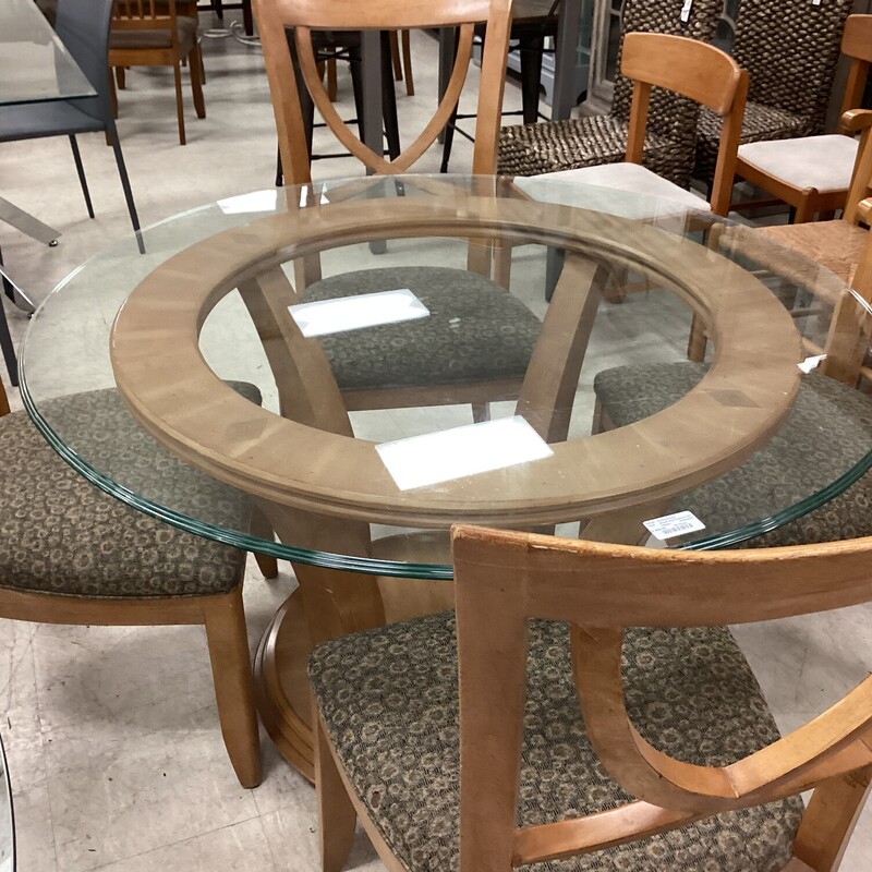Maple Rnd Table+4 Chairs