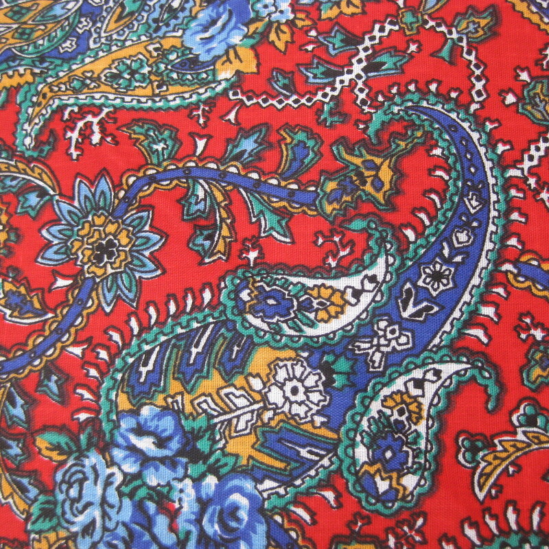 Vtg Cotton Paisley, Red, Size: None
Here is a US made vintage bandana.
It's red and blue paisley
Made by Wamcraft
cotton blend
This scarf is so crisp, it has certainly never been washed.
22 square
Excellent condition.
thanks for looking!
#65696