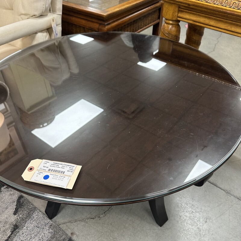 Round Bombay Coffee Table, Glass Top<br />
Size: 36x20
