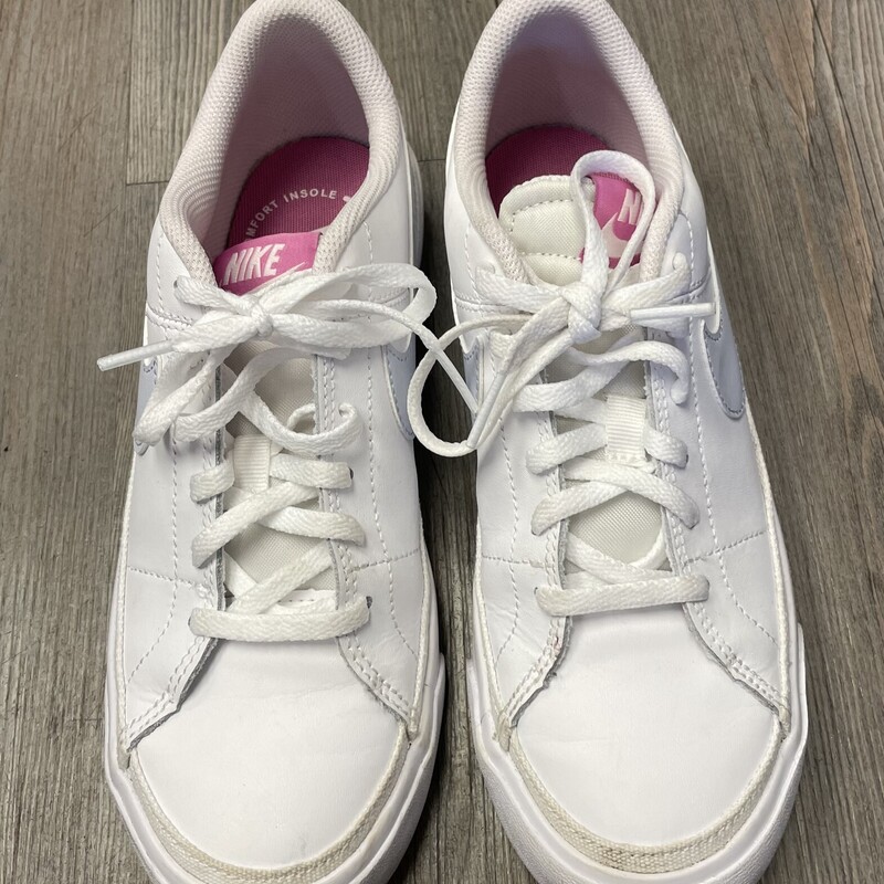 Nike Sneaker, White, Size: 5.5Y