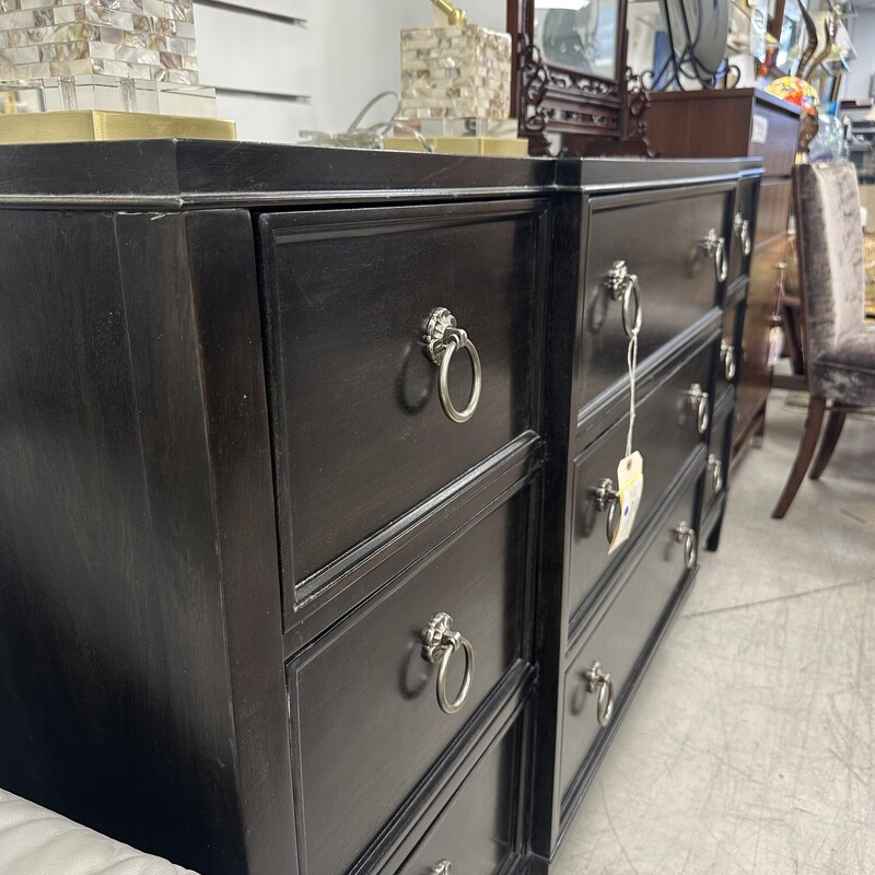 Gorgeous Bernhardt Dresser, Expresso Brown in like new condition!<br />
Size: 72x19x38