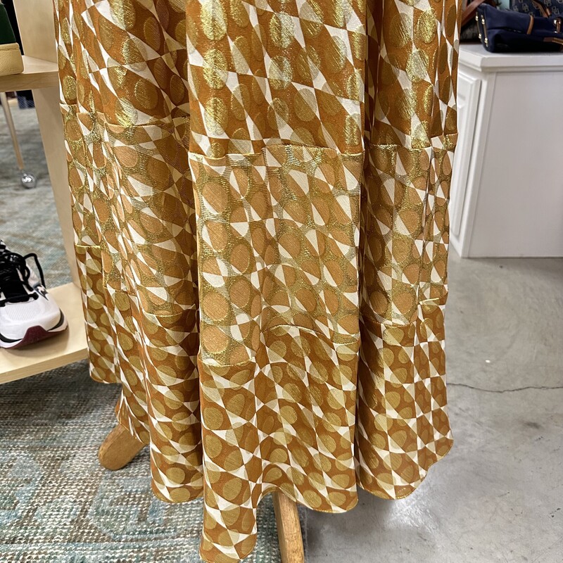 Tory Burch Bea Dress, Gold... new with tags and never worn!<br />
Size: 8