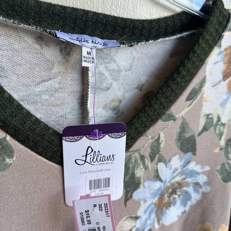 NWT White Birch Floral To, Tan, Size: Med<br />
New With Tags<br />
All Sales Final<br />
Free in store pickup within 7 days of purchase<br />
shipping available