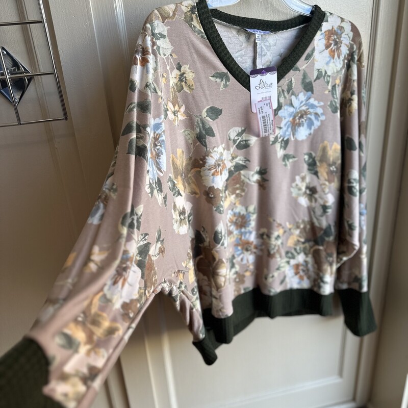 NWT White Birch Floral To, Tan, Size: Med
New With Tags
All Sales Final
Free in store pickup within 7 days of purchase
shipping available
