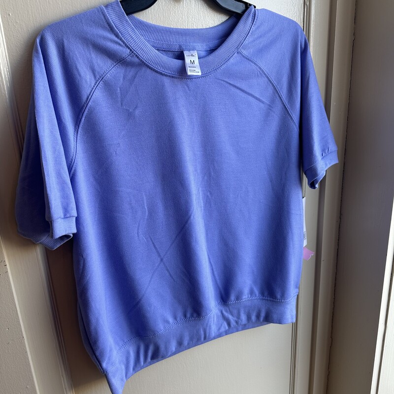 NWT Justbe Top, Purple, Size: Med<br />
New With Tags<br />
All Sales Final<br />
Free in store pickup within 7 days of purchase<br />
shipping available