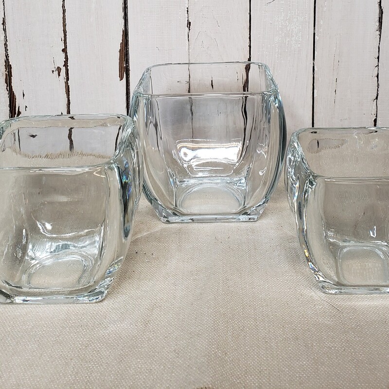 Glass Dishes (3), Glass, Size: None