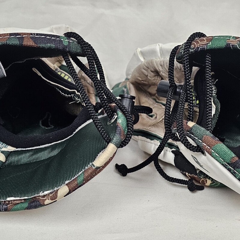 Pre-owned Reebok 9K Lacrosse Gloves, Camo, Size: 12  MSRP $159.99