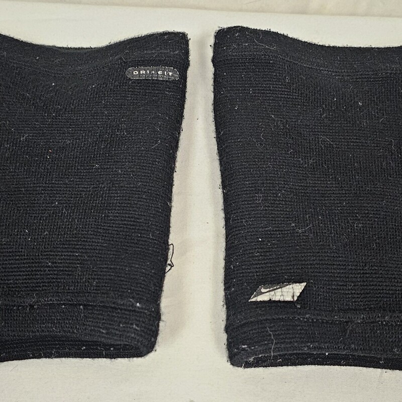 Pre-owned Nike Dri-Fit Volleyabll Knee Pads, Black, Size: Med