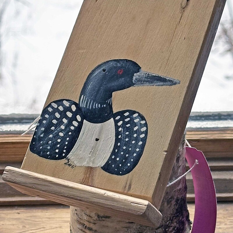 Loon On Birch Card Holder
7 In Tall x 3.5 In Wide x 6 In Deep