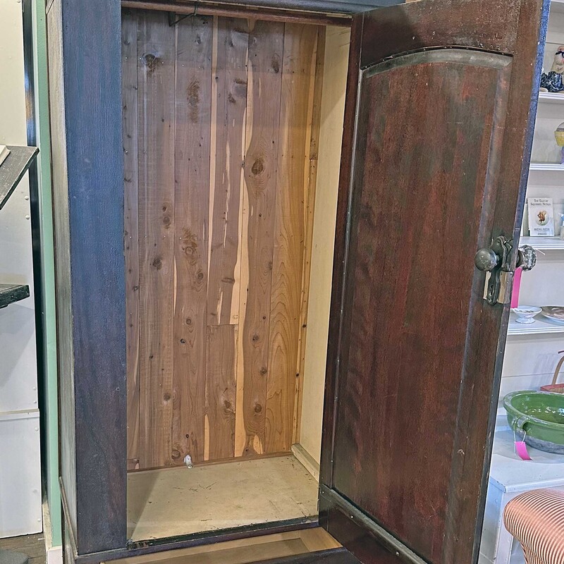 Vtg Cedar Lined Armoire
Solid Mahogany/w Oak
Has Mirror on Front, Hanging Bar Inside
 34 Inches Wide 20 Inches Deep 74 Inches High