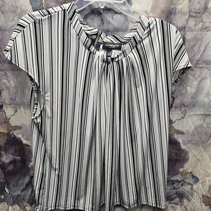 Short sleeve blouse in a black and white stripe.