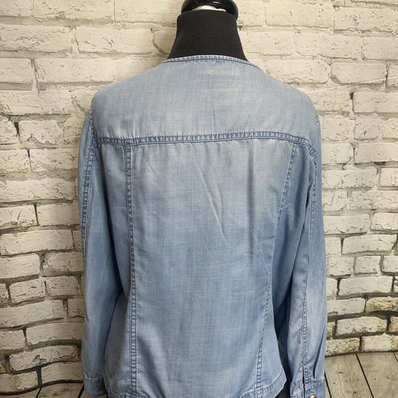 Chicos, Chambray, Size: 2
