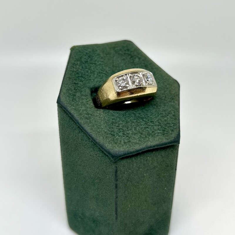 Vintage Gent's 14k YG Diamond Ring with 3-round brilliant cut diamonds bright cut into white gold plates in top of ring. Average clarity of SI/I, H-I color and approx. weight of 1.00 carats. Total ring weight  10.1 grams. Size 10.

                                               Shipping can be arranged at buyers cost
