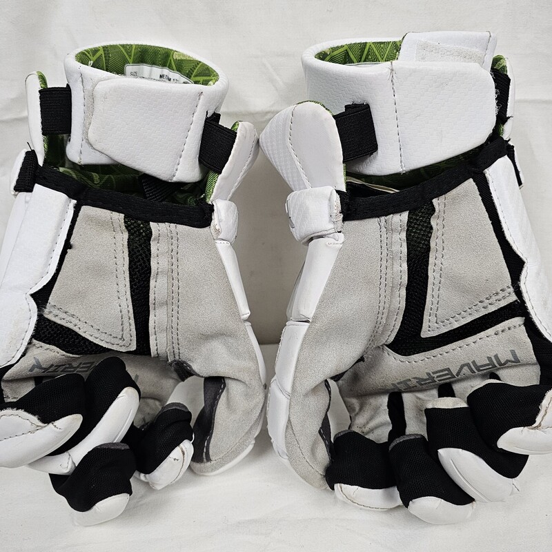 Pre-owned Maverik M5 White Men's Lacrosse Gloves, Size: Medium (12in)  MSRP $139.99  These gloves are in great shape!