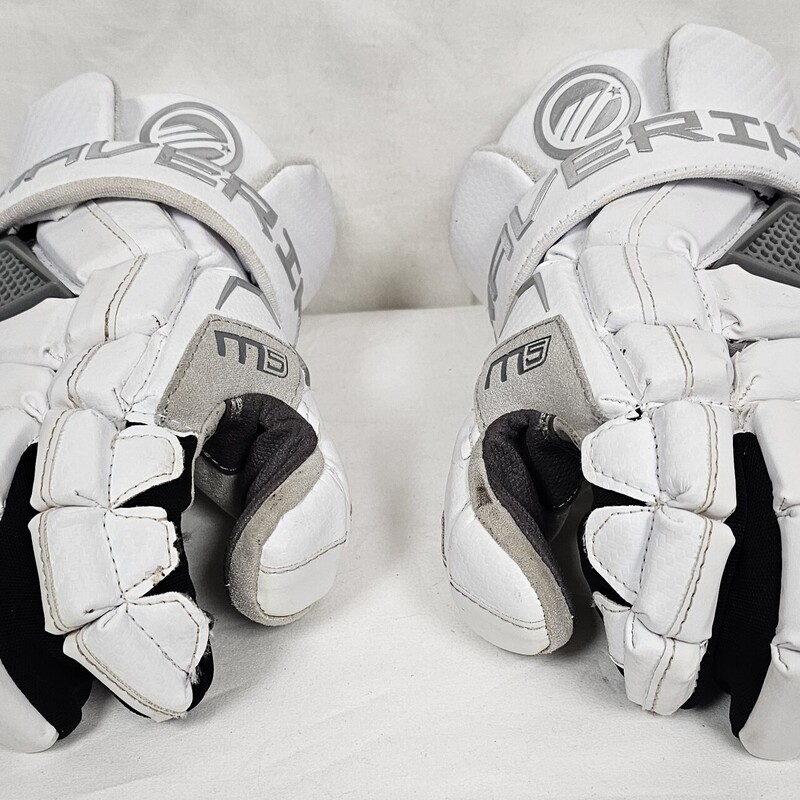 Pre-owned Maverik M5 White Men's Lacrosse Gloves, Size: Medium (12in)  MSRP $139.99  These gloves are in great shape!