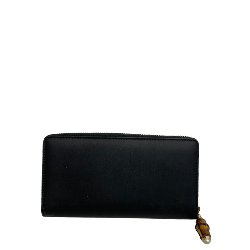 Gucci Bamboo Nimfair Round Zipper Zip Long Wallet Leather Black<br />
Pearl Pull Tab<br />
Dimensions:<br />
7.48W × 0.98D × 4.13H