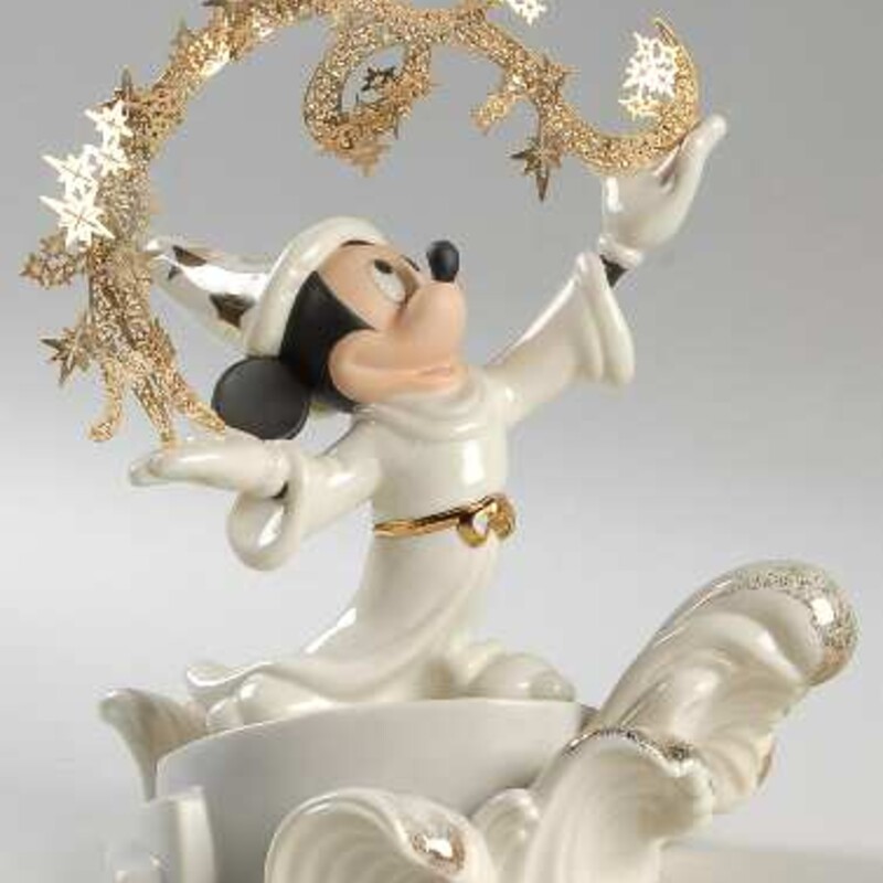Lenox Mickey Fantasia 2000 Figurine
Cream Gold Black Size: 9 x 9H
Disney Showcase Collection
Sorcerers Apprentice
1513/2000