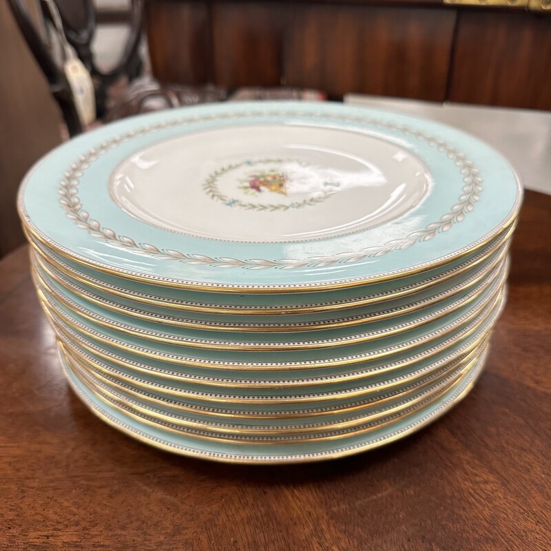 Set of 12 Wedgwood Plates, Aqua Blue & White<br />
Size: 10.75in Diameter