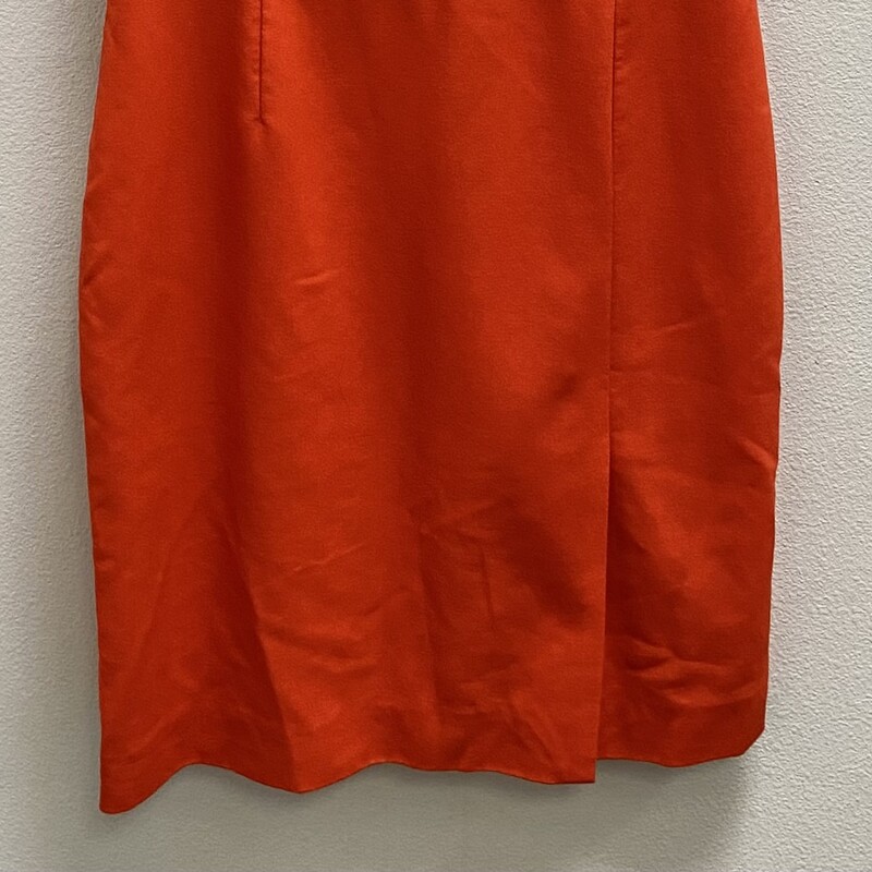 Orange Sleeveless Dress<br />
Orange<br />
Size: 6