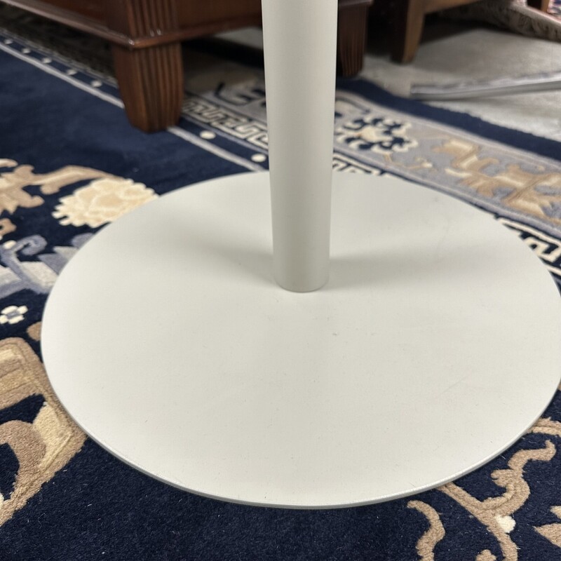 Hightower White Table, Metal Base with Wood Top
Size: 19x26