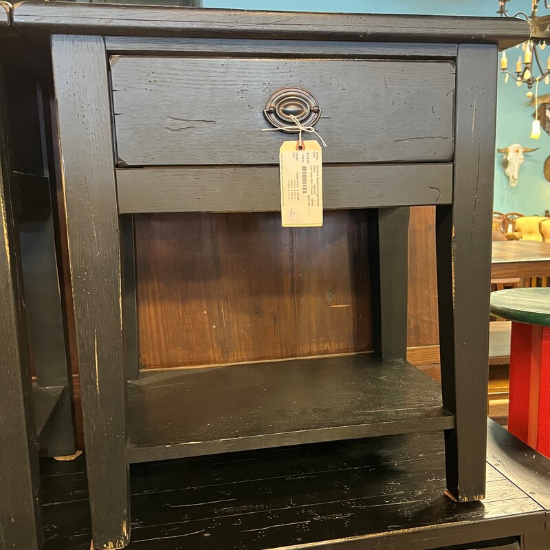 Side Table With 1 Drawer
Black
28in(W) 18in(D) 30in(H)