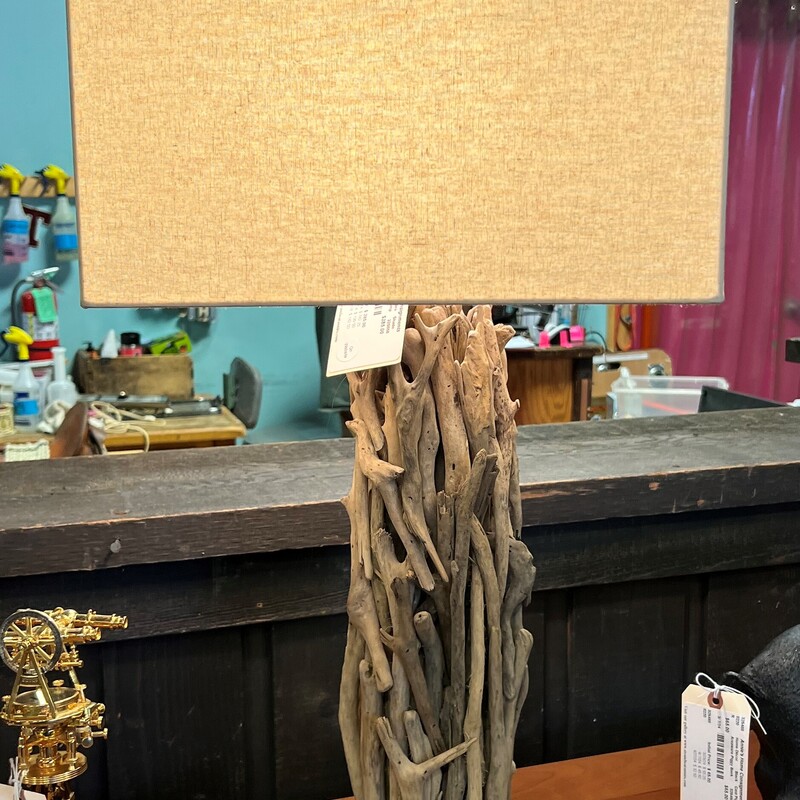 Driftwood Cluster Lamp
Square, Shade
34in(H)