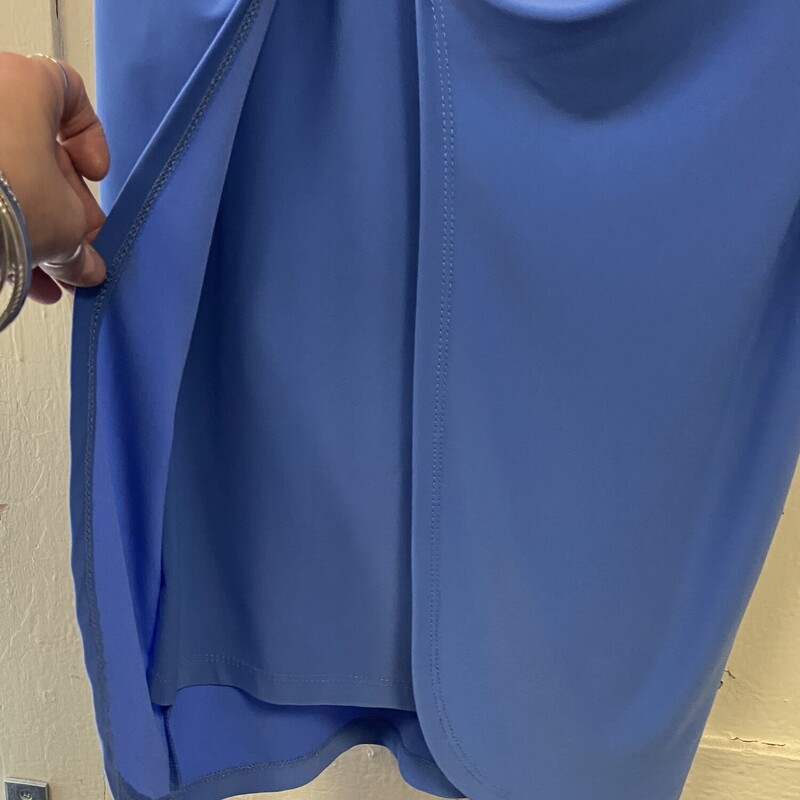 Blue Gther Slit Dress<br />
Blue<br />
Size: S R $119