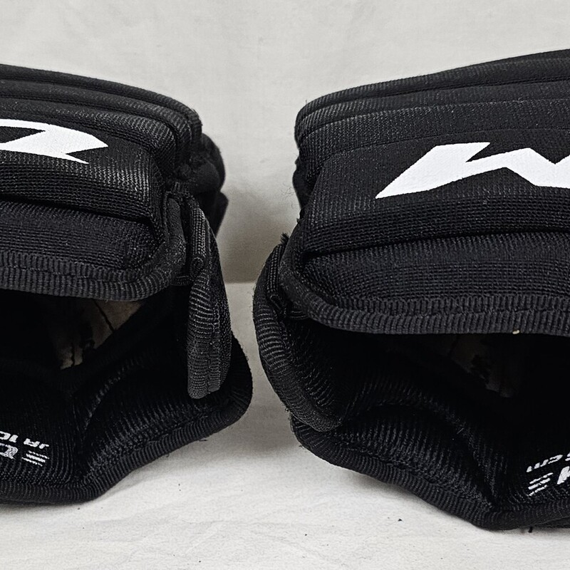 Pre-owned CCM LTP Black Hockey Gloves, Size: 10