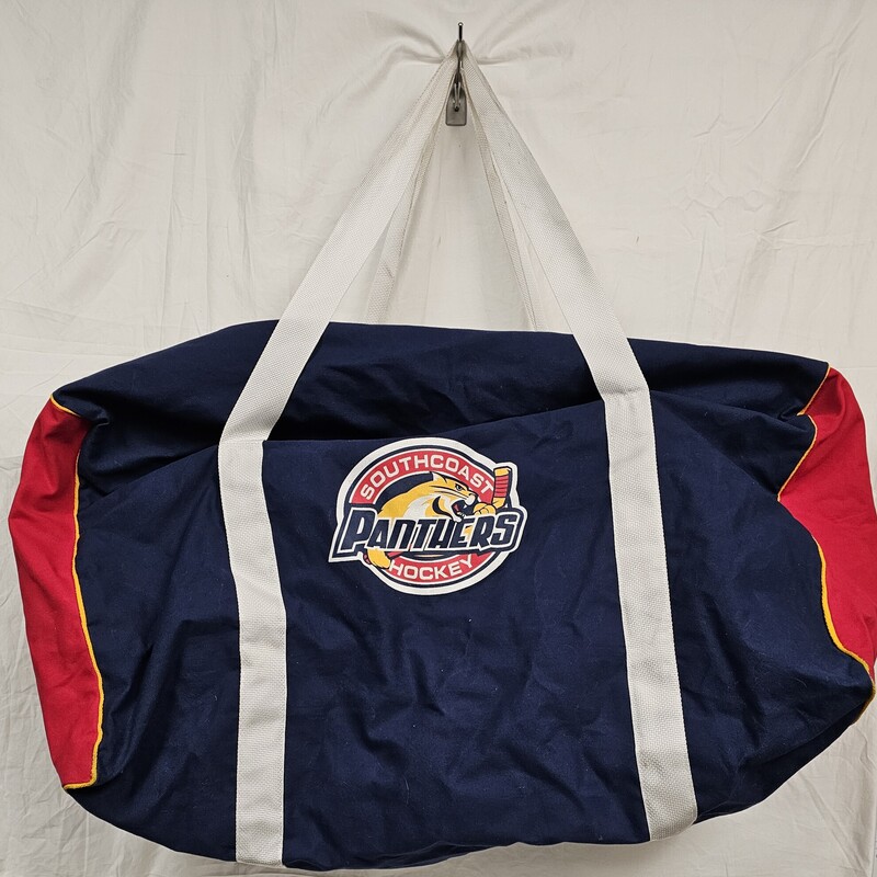Pre-owned South Coast Panthers Hockey Duffle, Size: 33x18x15