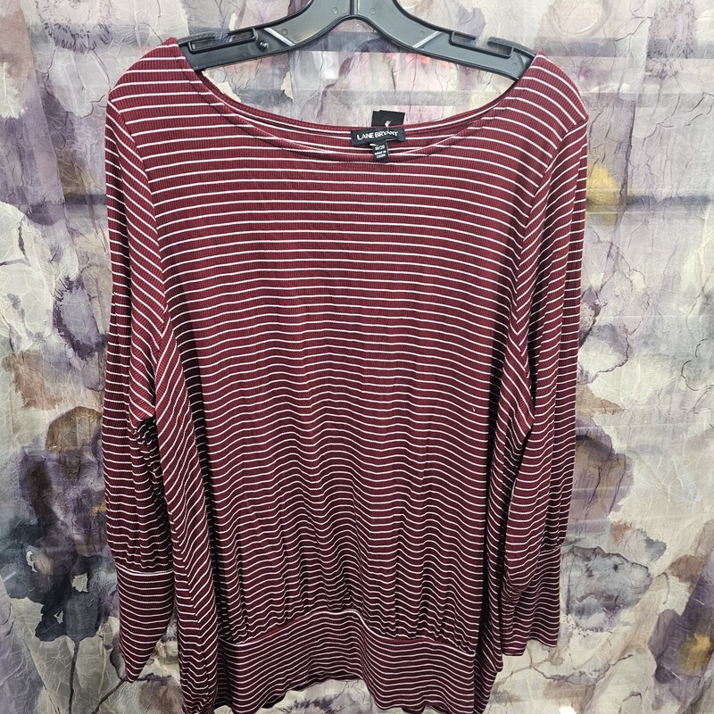 Half sleeve knit top in burgandy with beige stripes