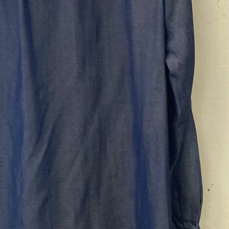 Denim Shirt Dress<br />
Blue<br />
Size: 1X