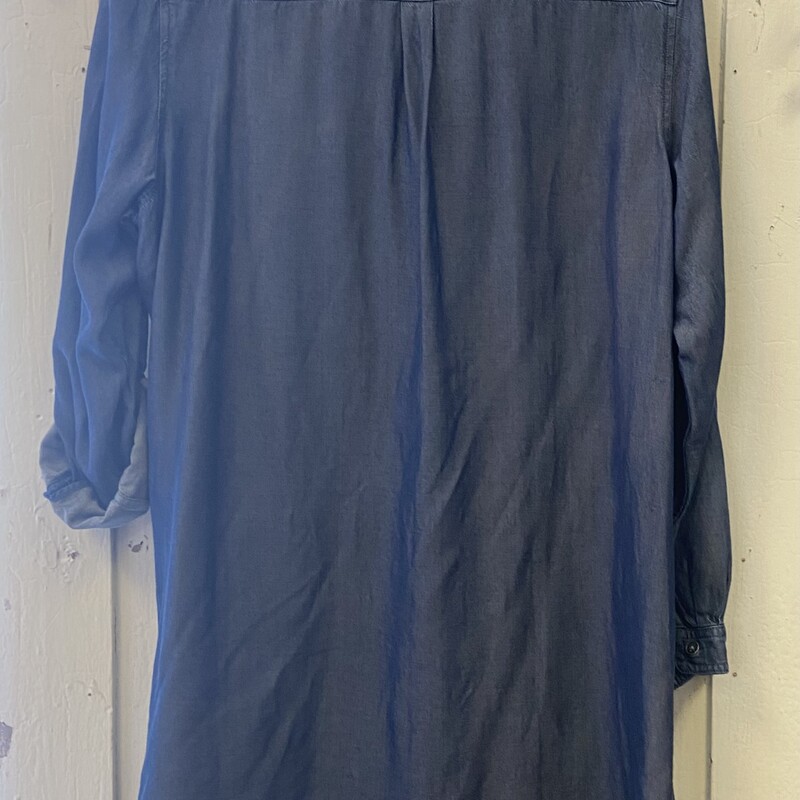 Denim Shirt Dress<br />
Blue<br />
Size: 1X