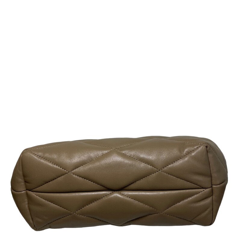 Saint Laurent Sade Clutch<br />
From the 2022 Collection by<br />
Neutrals Leather<br />
Gold-Tone Hardware<br />
Leather Lining & Single Interior Pocket<br />
Zip Closure at Top<br />
<br />
Dimensions:<br />
Height: 7.25<br />
Width: 10.75<br />
Depth: 3.5